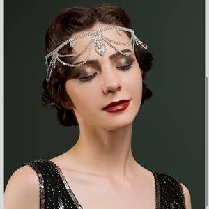 NWOT- Sparkling Silver Headpiece, Gatsby theme